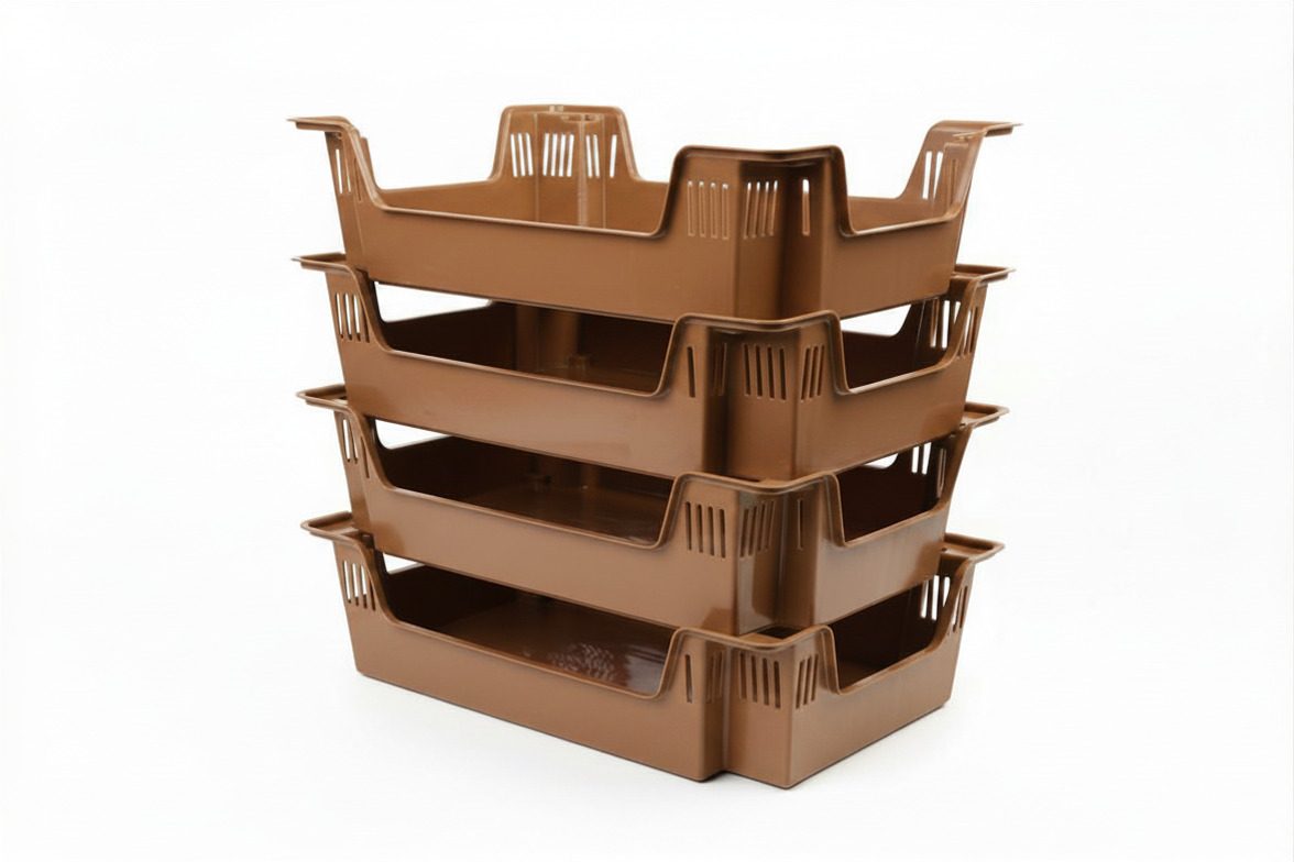 Cajas de plástico marrones apiladas, ejemplo de color personalizado, BIO-CRATES