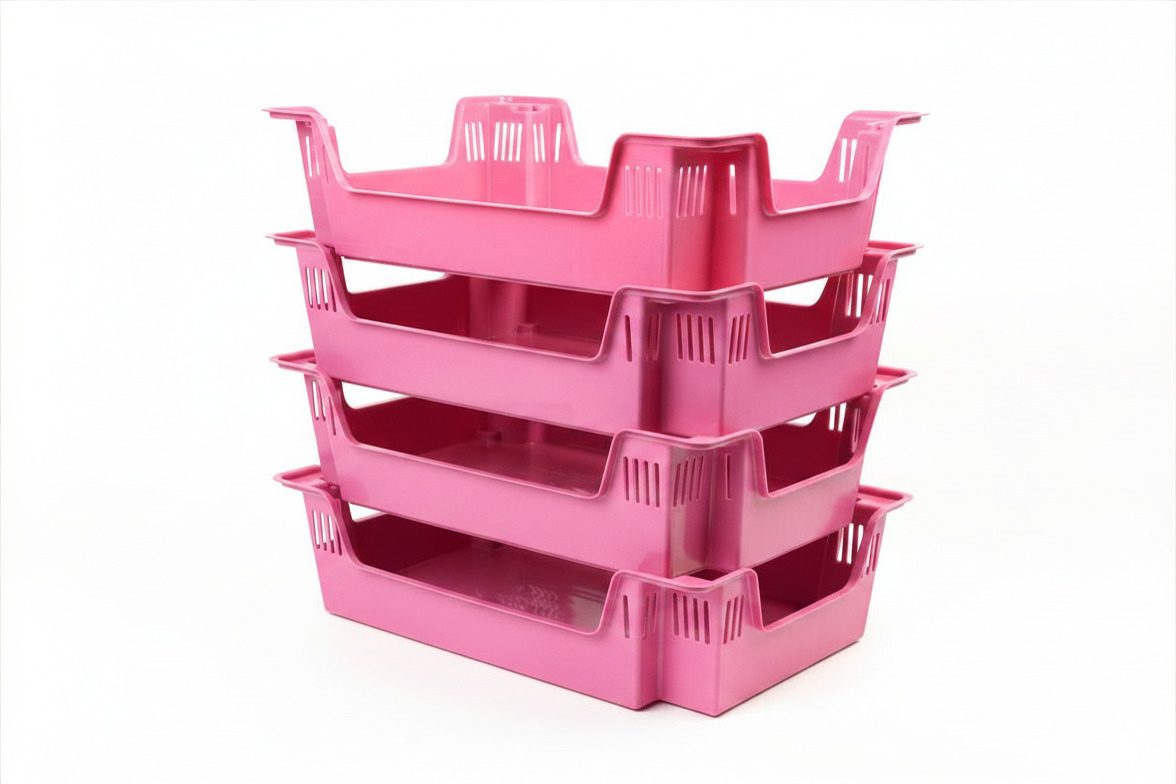 Cajas de plástico rosas apiladas, ejemplo de color personalizado, BIO-CRATES